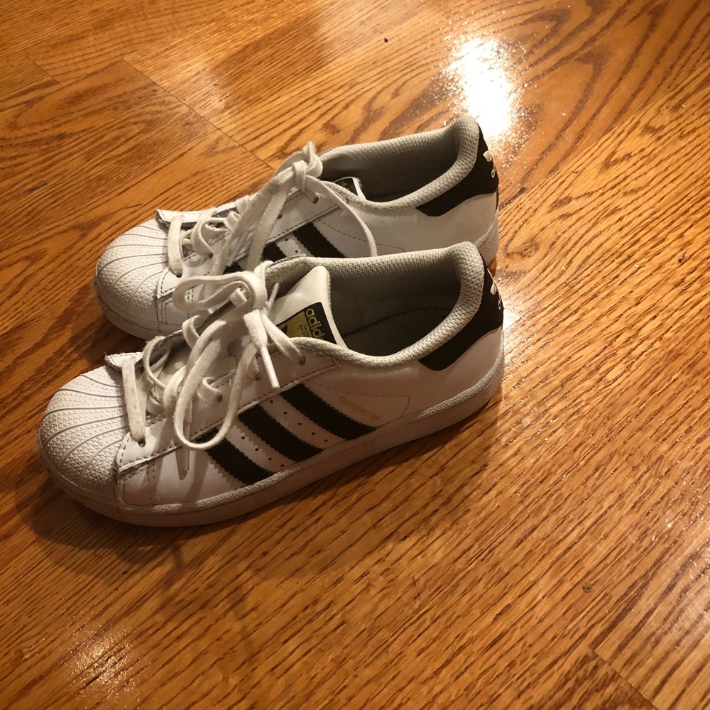 Adidas - Picture 2 of 3